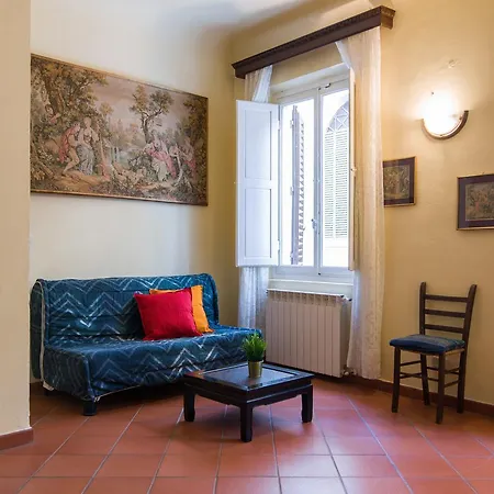 Guesthost - Florence Ariento Romantic Apartment-3